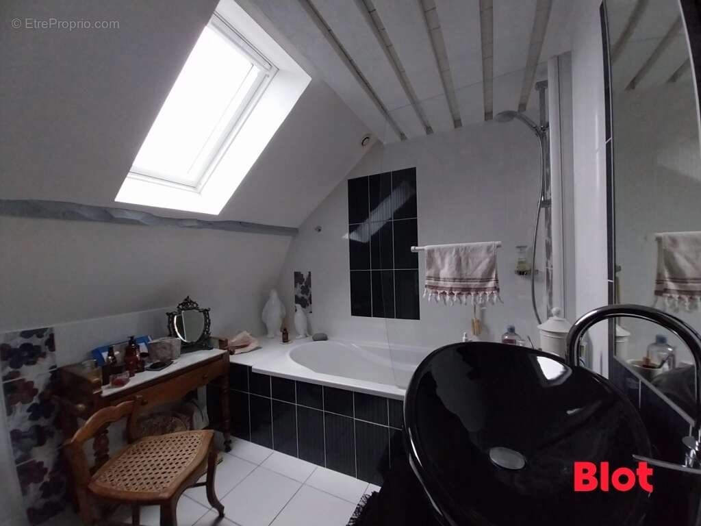 Maison 5 pièces 140 m² à vendre à Plechatel (35470) - photo 8