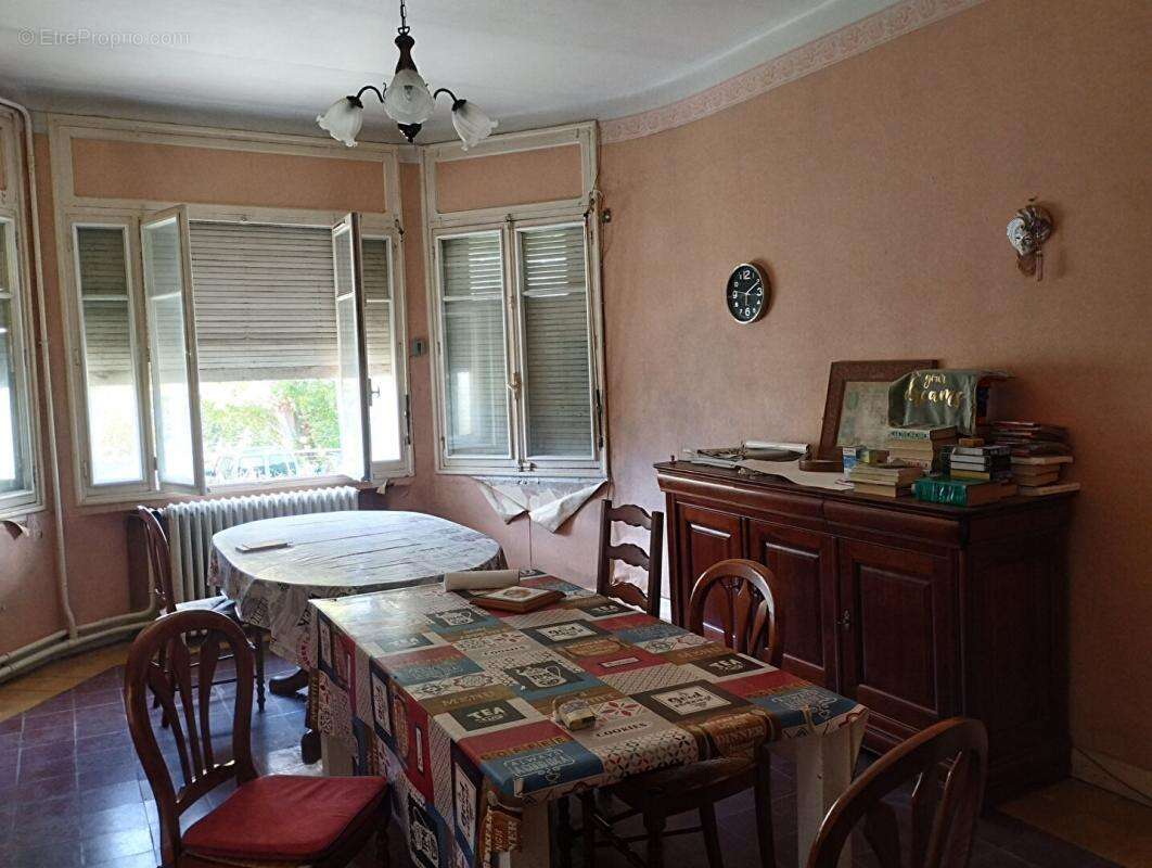 Maison à QUILLAN