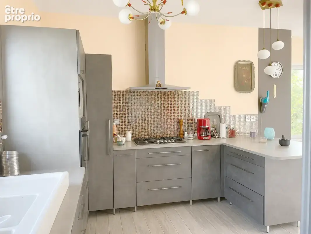 Une EXCLUSIVITÉ Capron Immobilier ! Maison 3 chambres avec grand terrain et dépendances - photo 5