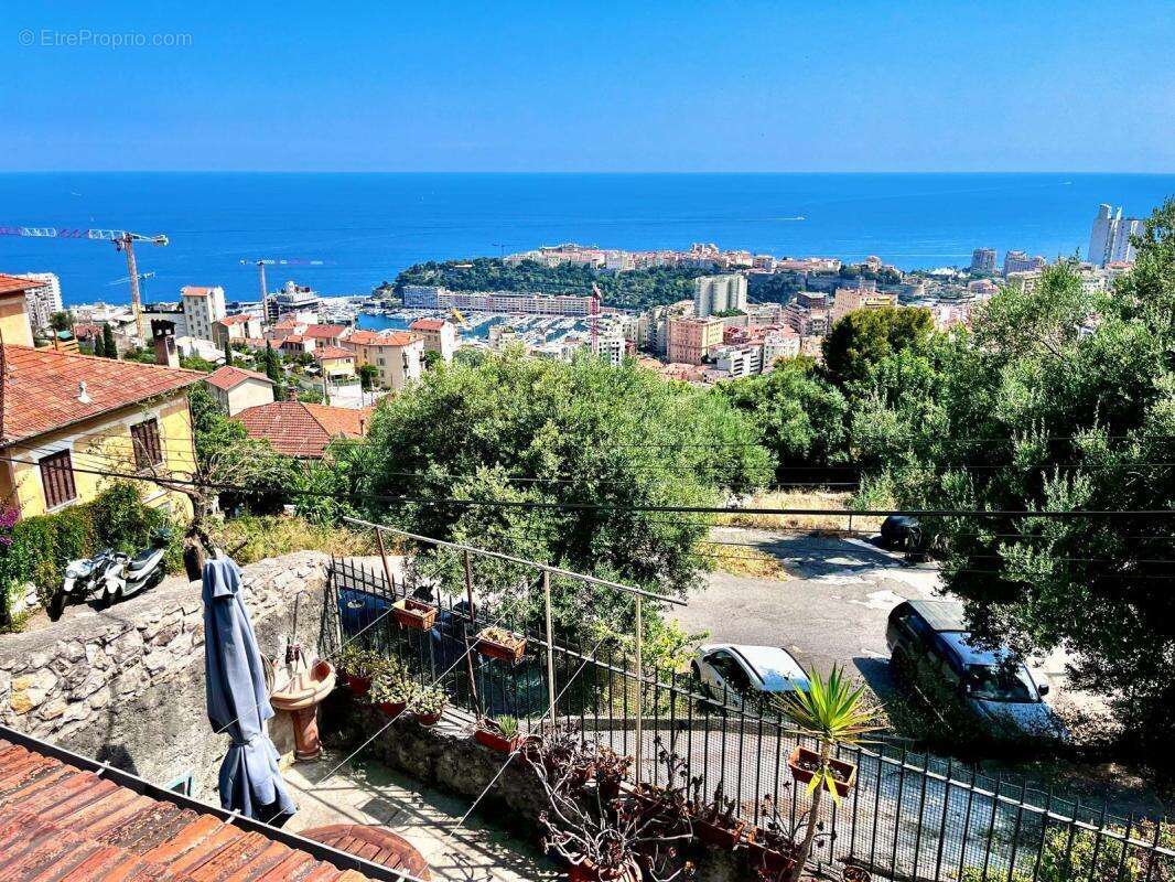 Maison à BEAUSOLEIL