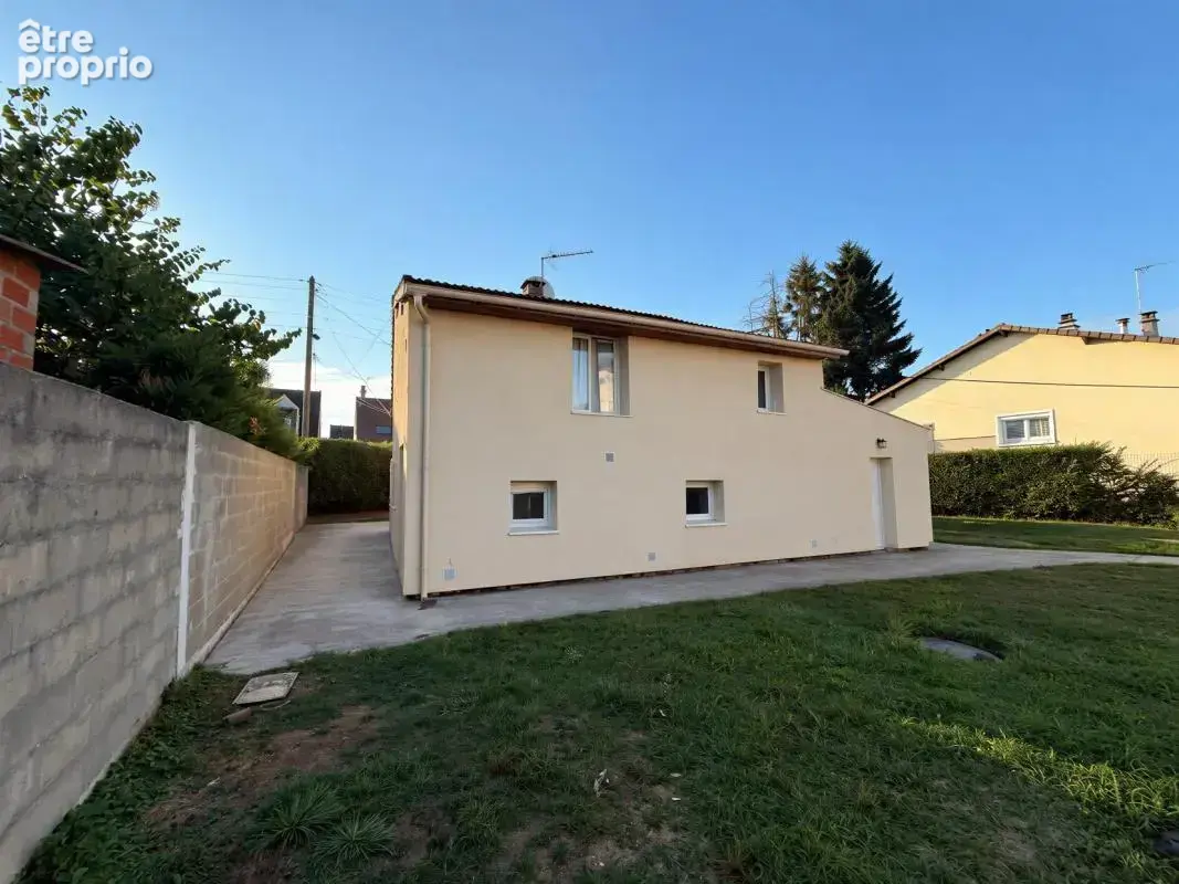 OZOIR LA FERRIERE (77) - Maison 4p - 83m² - photo 2