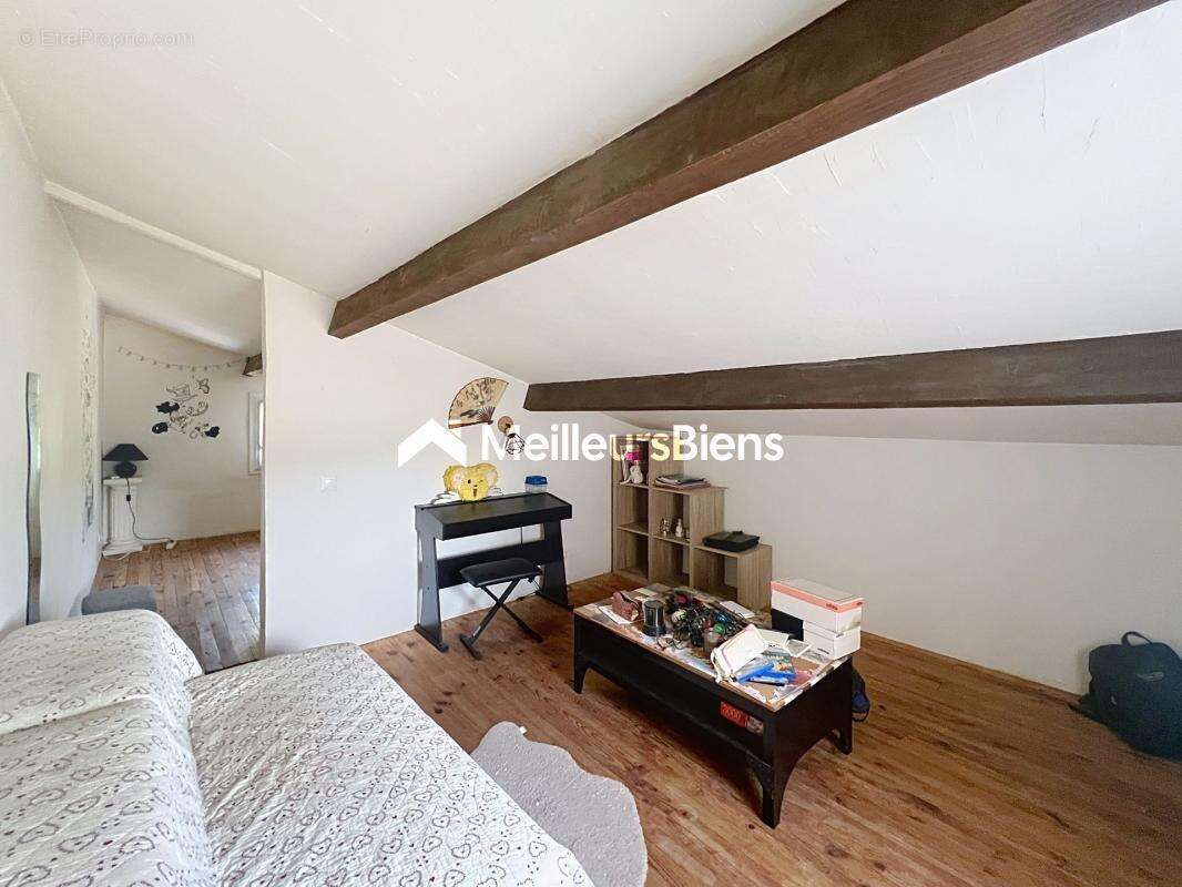Sud Ardèche - Les Vans : Maison 134 m2 avec dépendance et espaces de stockage - photo 12