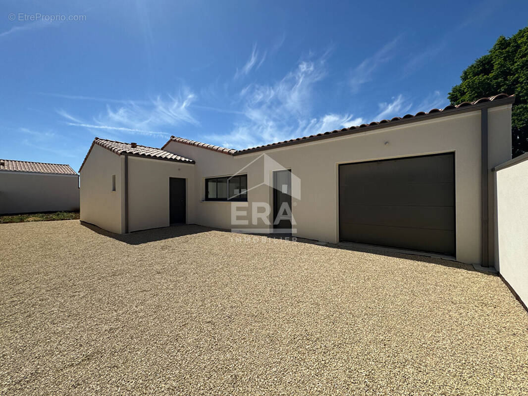 Maison à ECHIRE