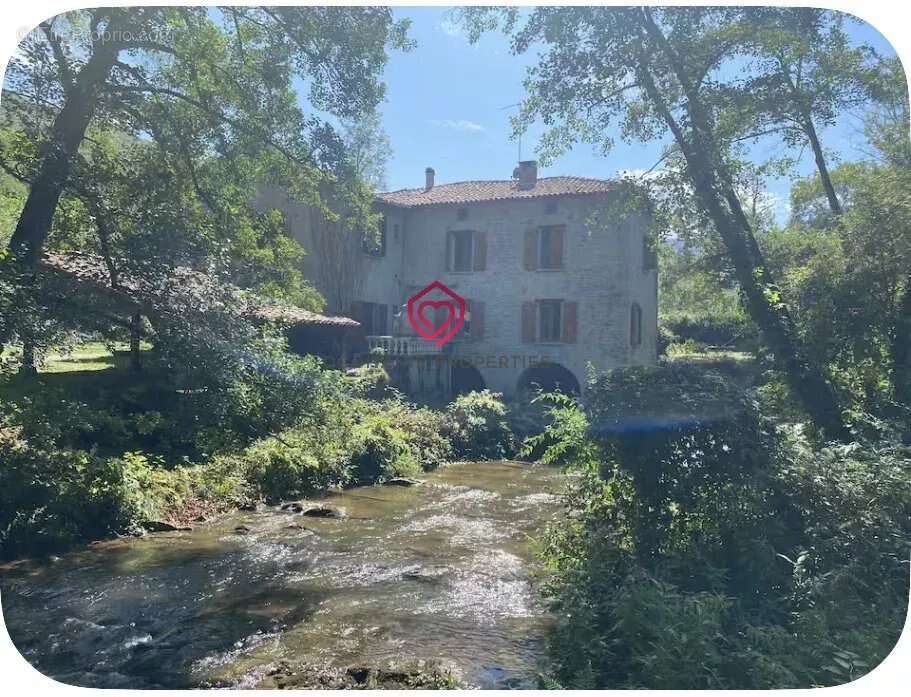 Maison à ARBAS