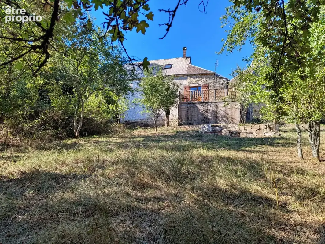 maison façade arrière proche Puisaye Forterre