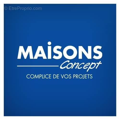 Terrain à BECON-LES-GRANITS