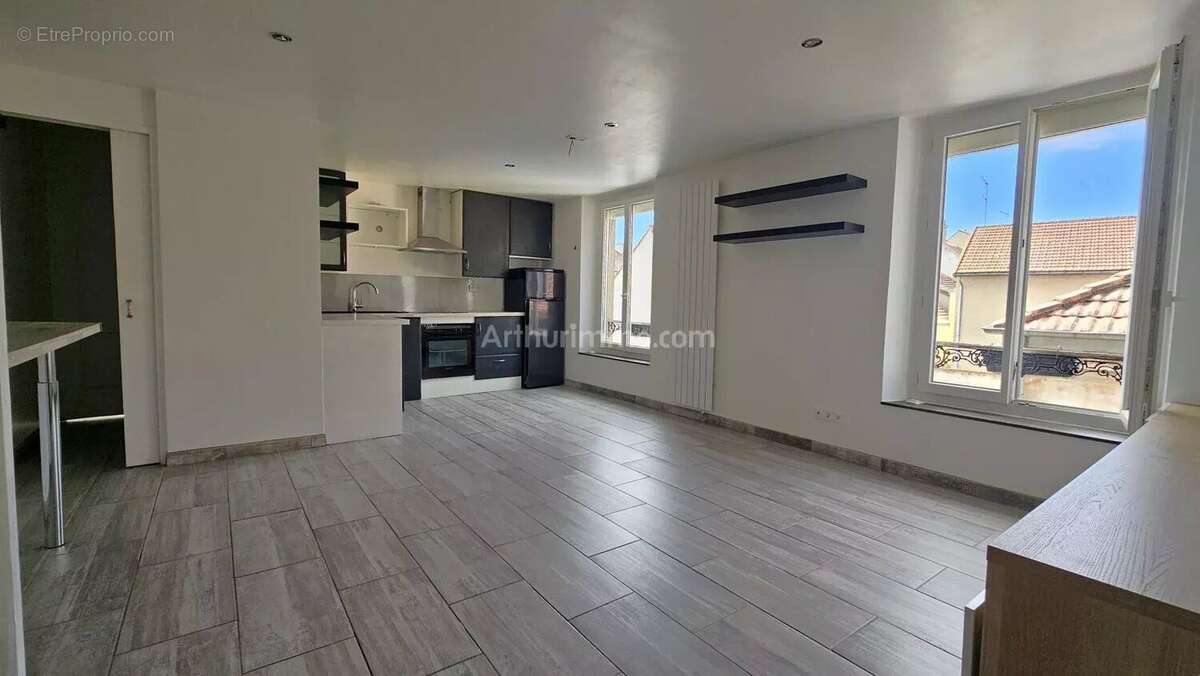 Appartement à MONTLHERY