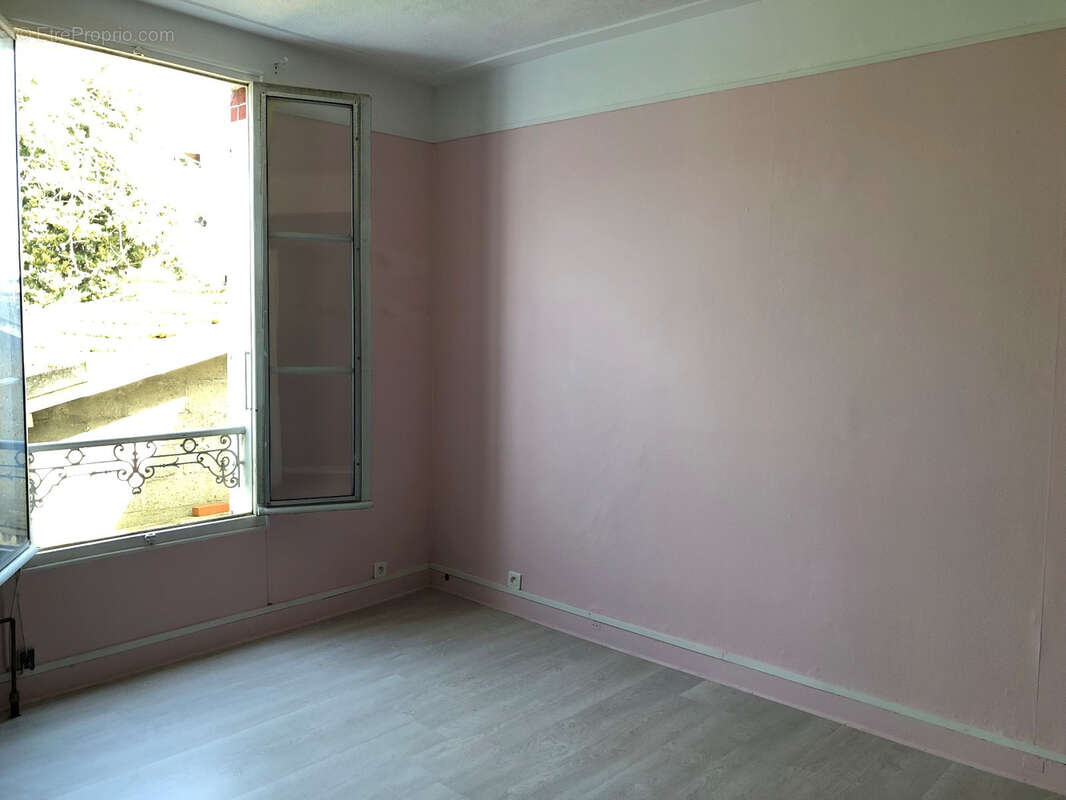 Maison à VIRY-CHATILLON