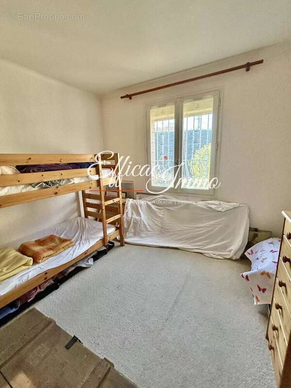 Villa T4 + garage sur 4500m2 de terrain - photo 6
