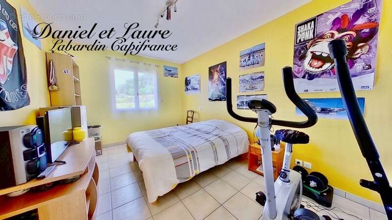 Villa avec piscine de plain pied - 4 chambres - GARAGE - photo 11