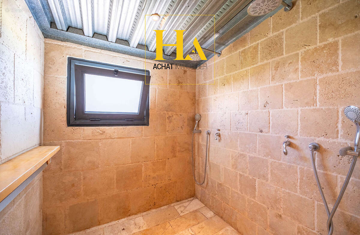 Maison La Rivière Saint Louis - 6 pièce, 160 m2 - photo 9