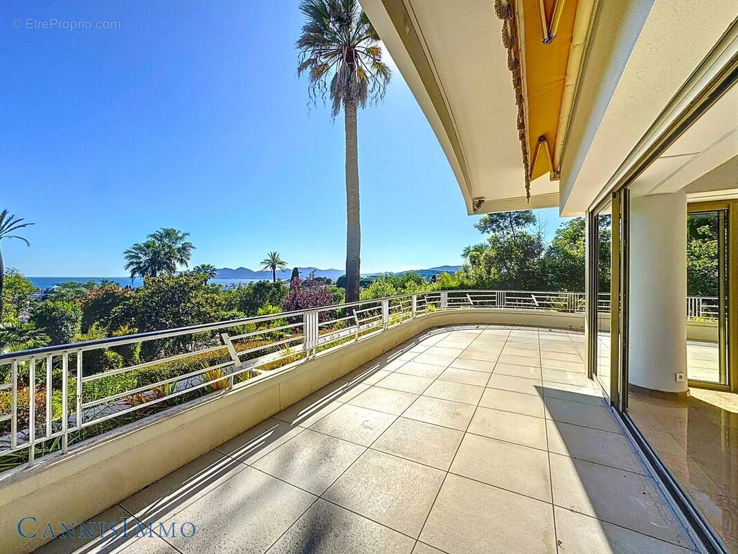 Appartement à CANNES