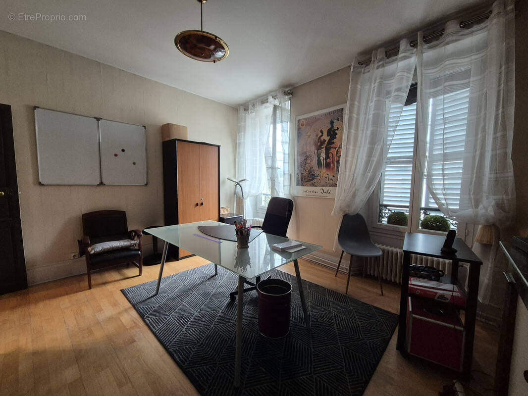 Maison à FONTAINEBLEAU