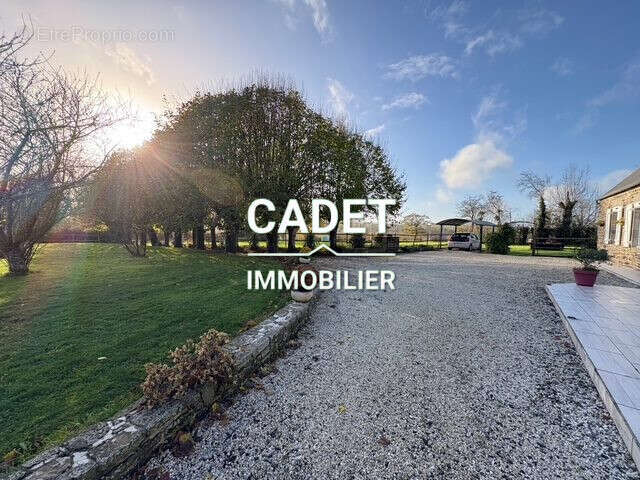 Maison à LA HAYE-PESNEL