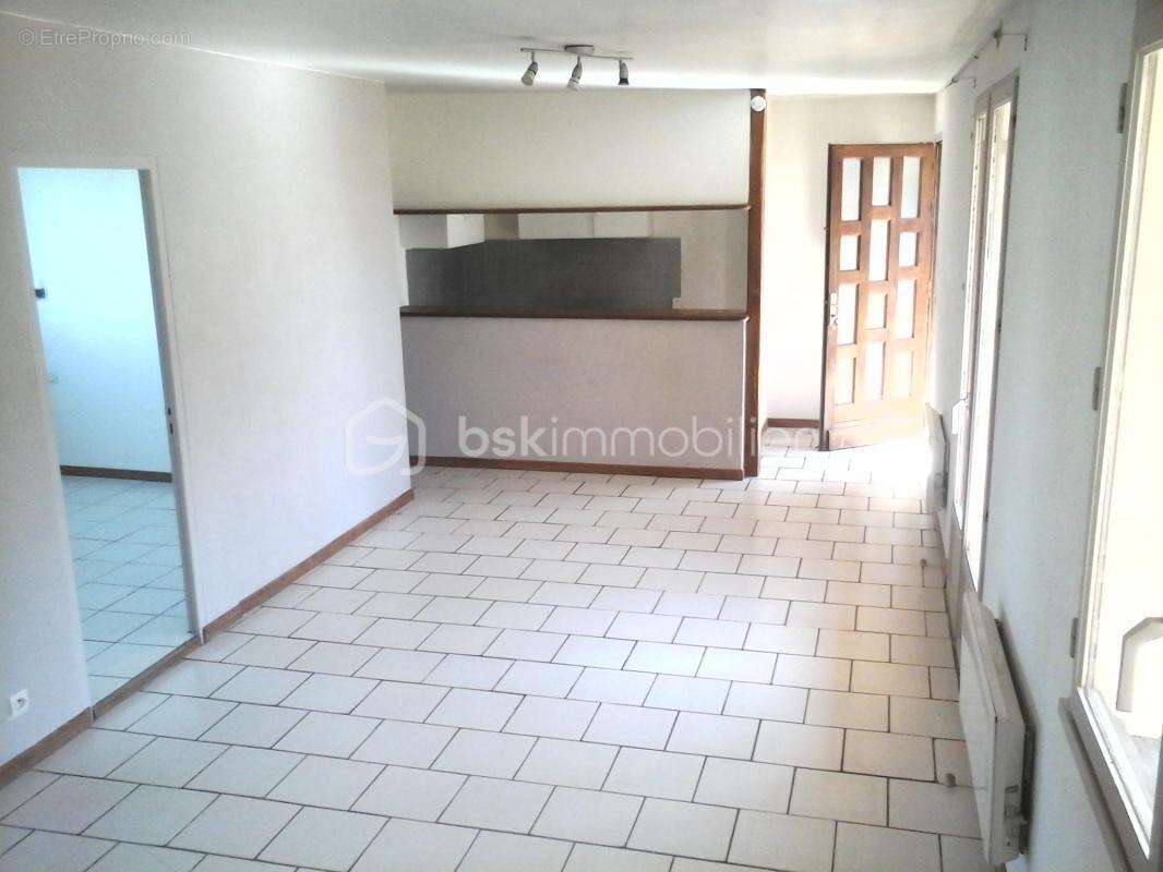 Appartement à CEYRAS