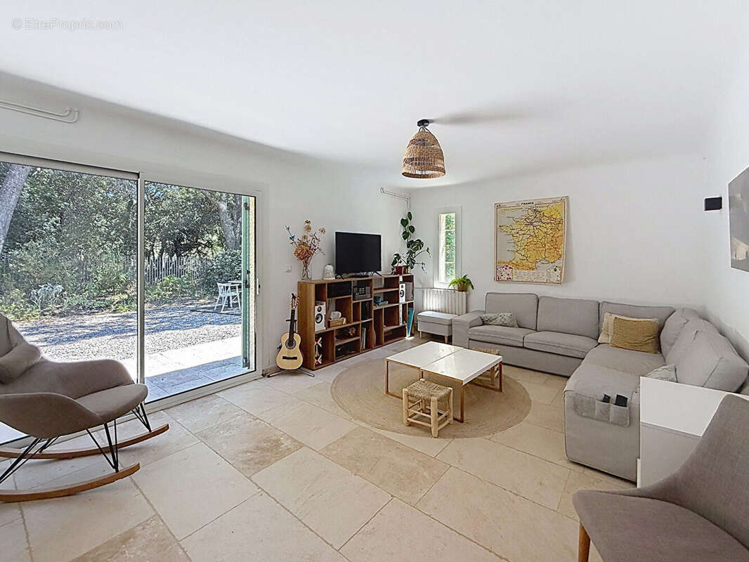Maison à LOURMARIN
