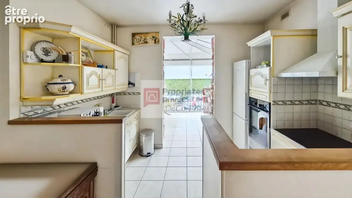 Maison 5 pièces - véranda orientée sud - Ville d'Avray - photo 5