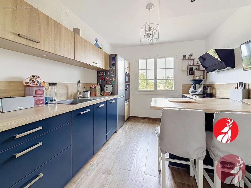 Maison 161 m² à Noisy-Sur-Ecole  - photo 6