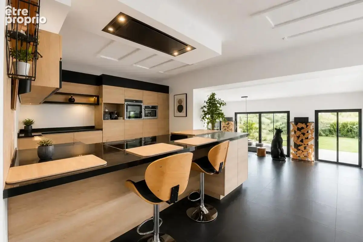 Maison de 8 pièces de 245 m² à Lamorlaye - photo 15