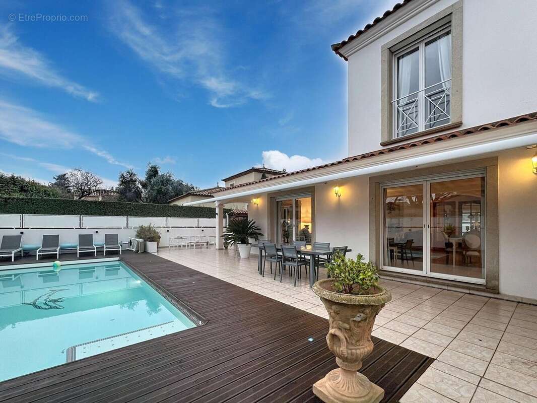 Photo 2 - Maison à JUVIGNAC