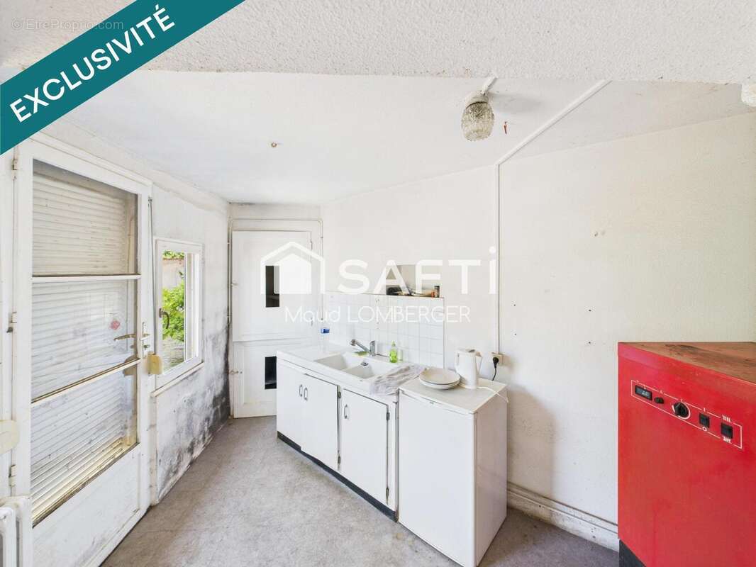 Maison 110 m² à Vars  - photo 8