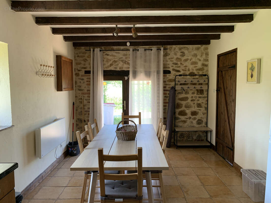 Maison à SAINTE-THERENCE