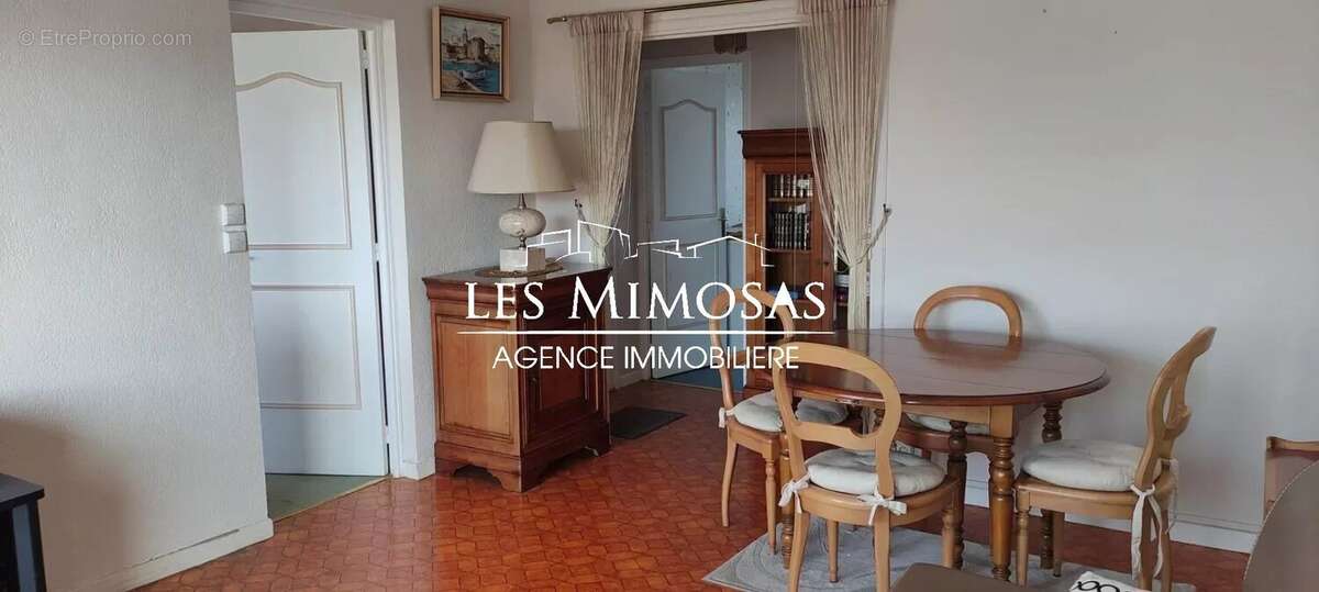 Appartement à FREJUS