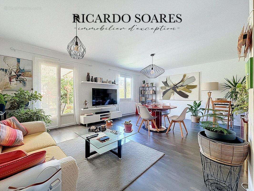 60940 cinqueux - maison 86 m2 / 3 chambres / grand sejour / garage / jardin 396 m2 - photo 2