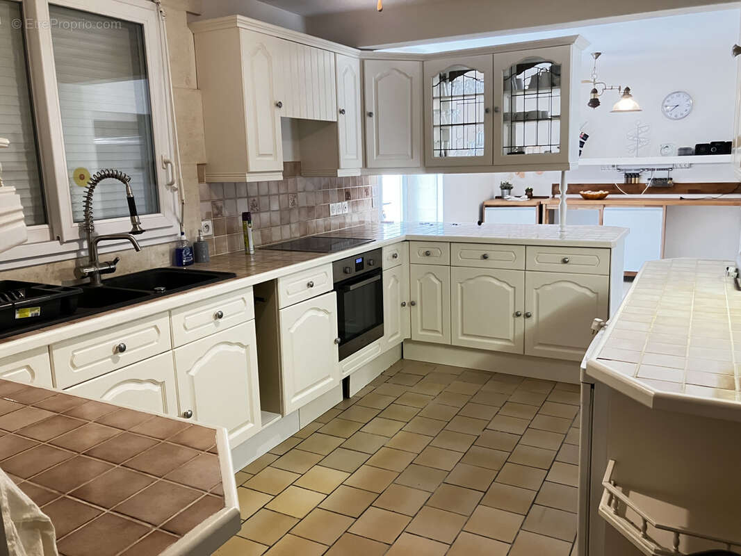 Maison à LIGNIERES-SONNEVILLE