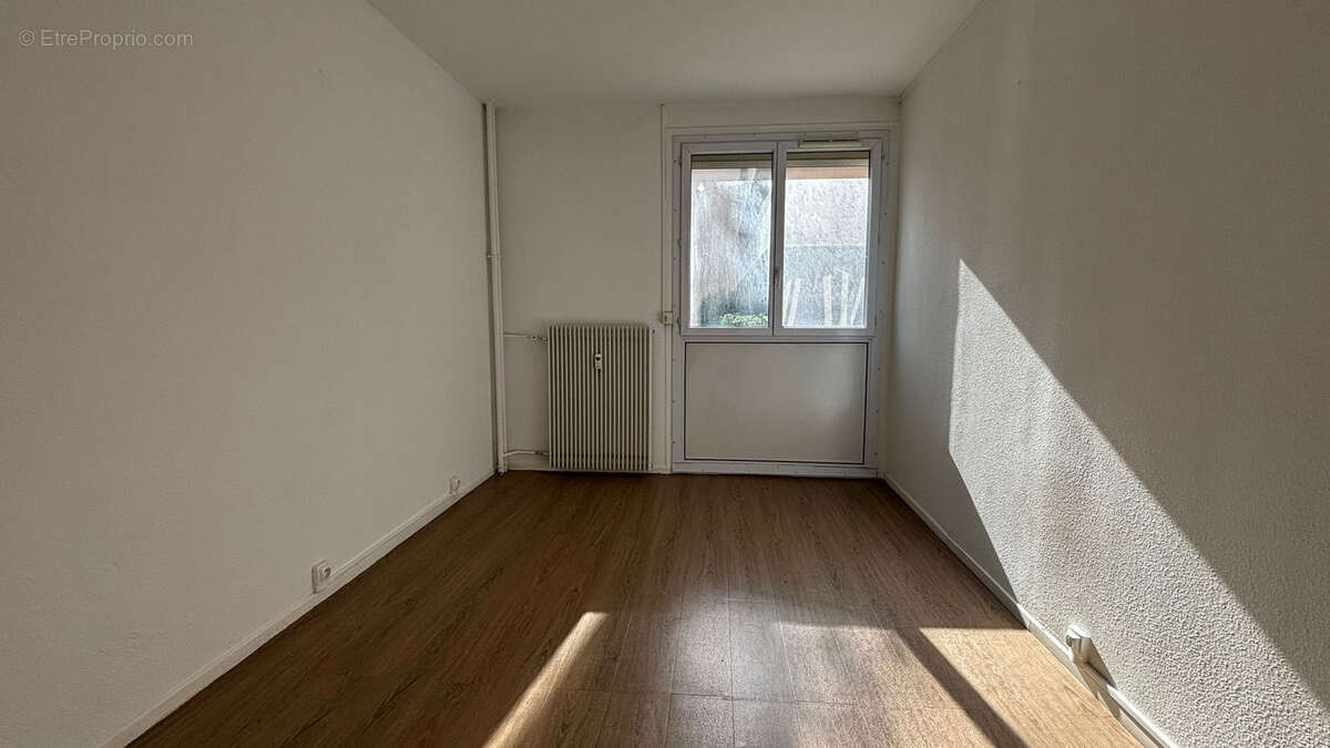 Appartement à PORT-DE-BOUC