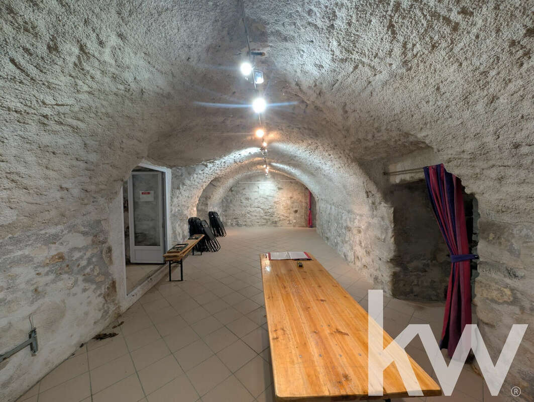 Maison 374 m² à Issoire  - photo 4