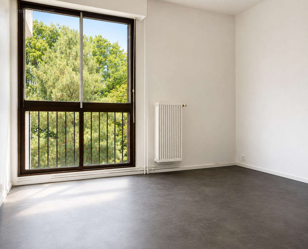 MERIGNAC CENTRE - T2 (540m2) avec Balcon - Cave et Parking privatif - photo 4