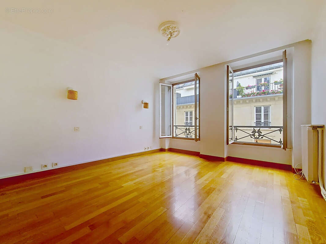 Appartement Paris 3 pièce(s) 92 m2 - photo 7