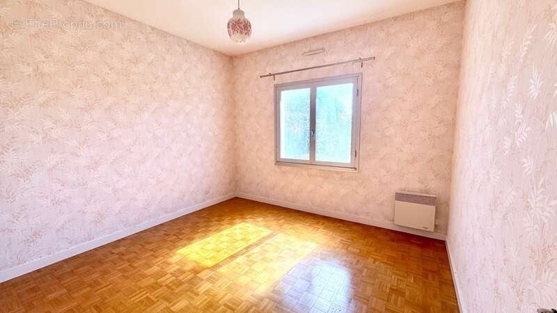 Maison à TONNAY-CHARENTE