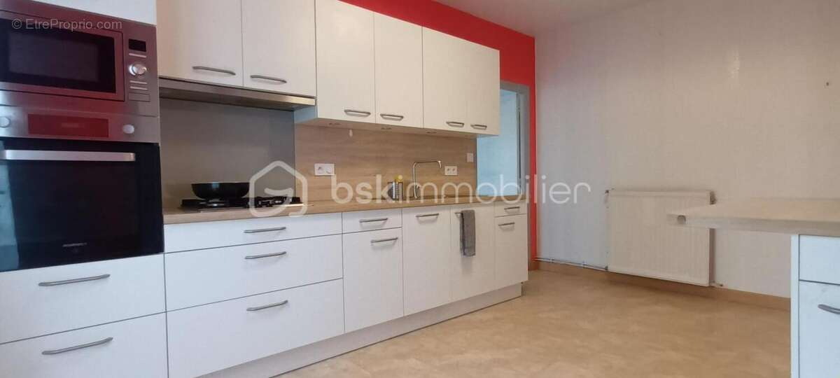 Maison à BARBEZIEUX-SAINT-HILAIRE