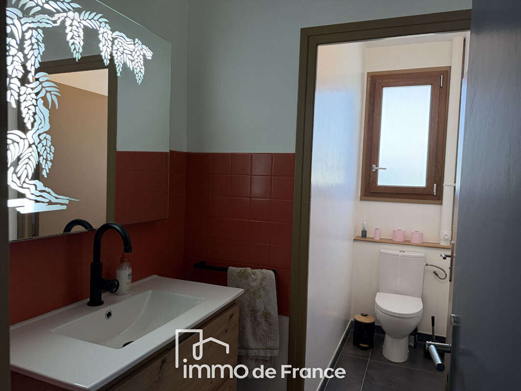 Sur le GR65-Maison T5 avec grand sous-sol-EXCLUSIVITE - photo 16