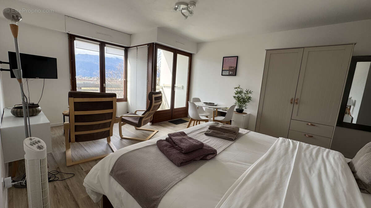 Appartement à AIX-LES-BAINS