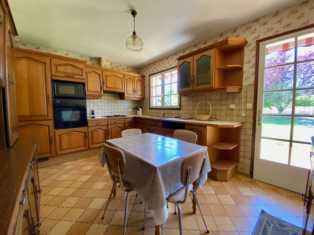 Maison à VILLENAVE-D&#039;ORNON