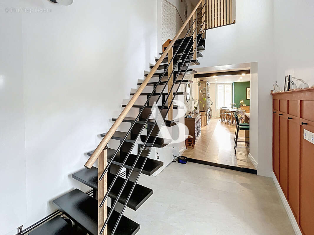 Maison à LA CHAPELLE-GAUTHIER