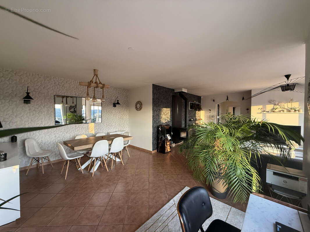 Maison à NIMES