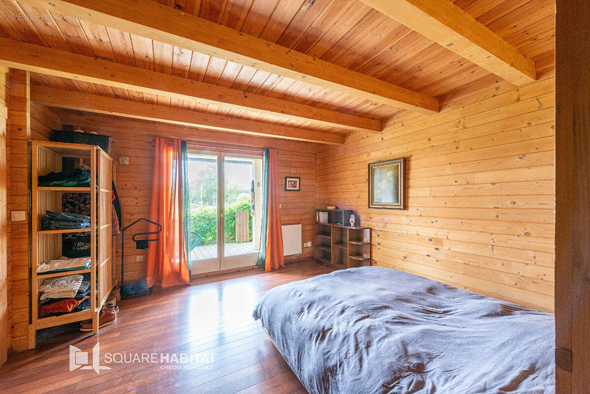 Maison à MORTAGNE-DU-NORD