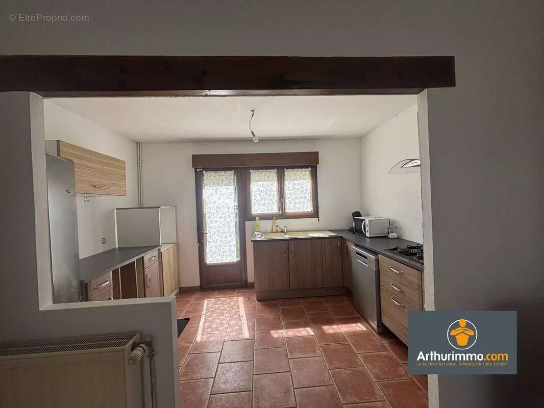 Maison à MAUREGNY-EN-HAYE