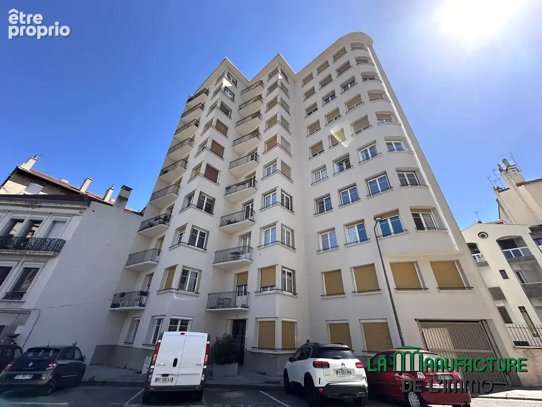 Appartement de type F6 de 140.14 m2 - 4 chambres - 2 balcons - cave - normes PMR / Saint-etienne Anatole Franc - photo 19