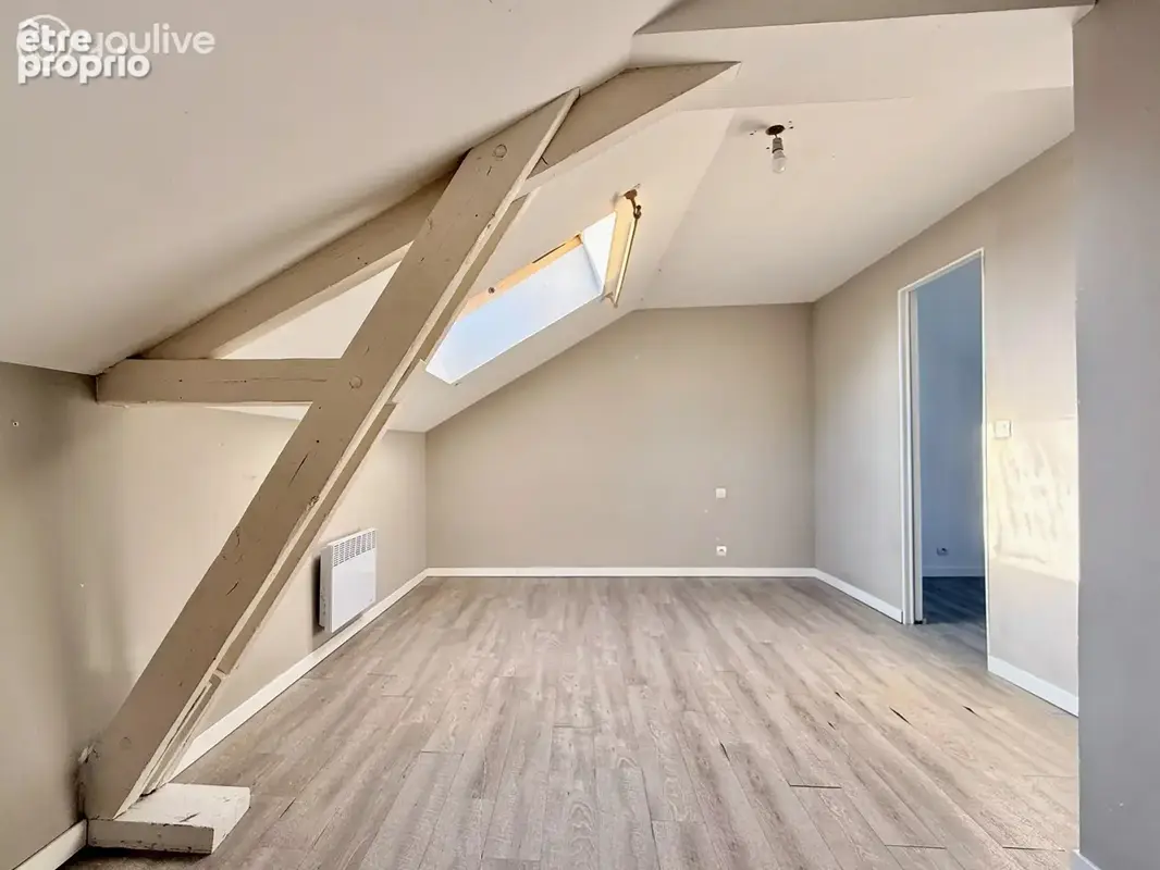 Maison à rafraîchir avec garage, grenier et fibre — Saint-Laurent-en-Caux — 147 000 € - photo 5