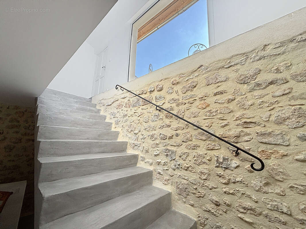Maison à GRIGNAN