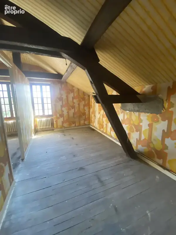 Grande villa centre ville a renover - photo 8