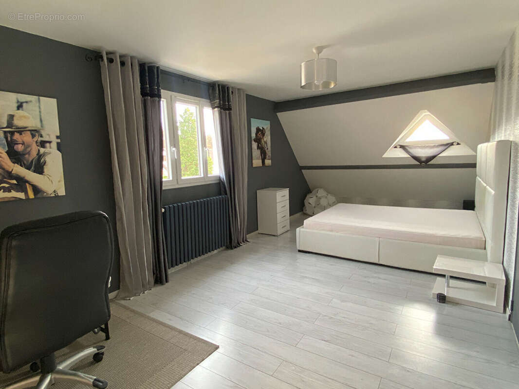 Maison à ORMOY-VILLERS