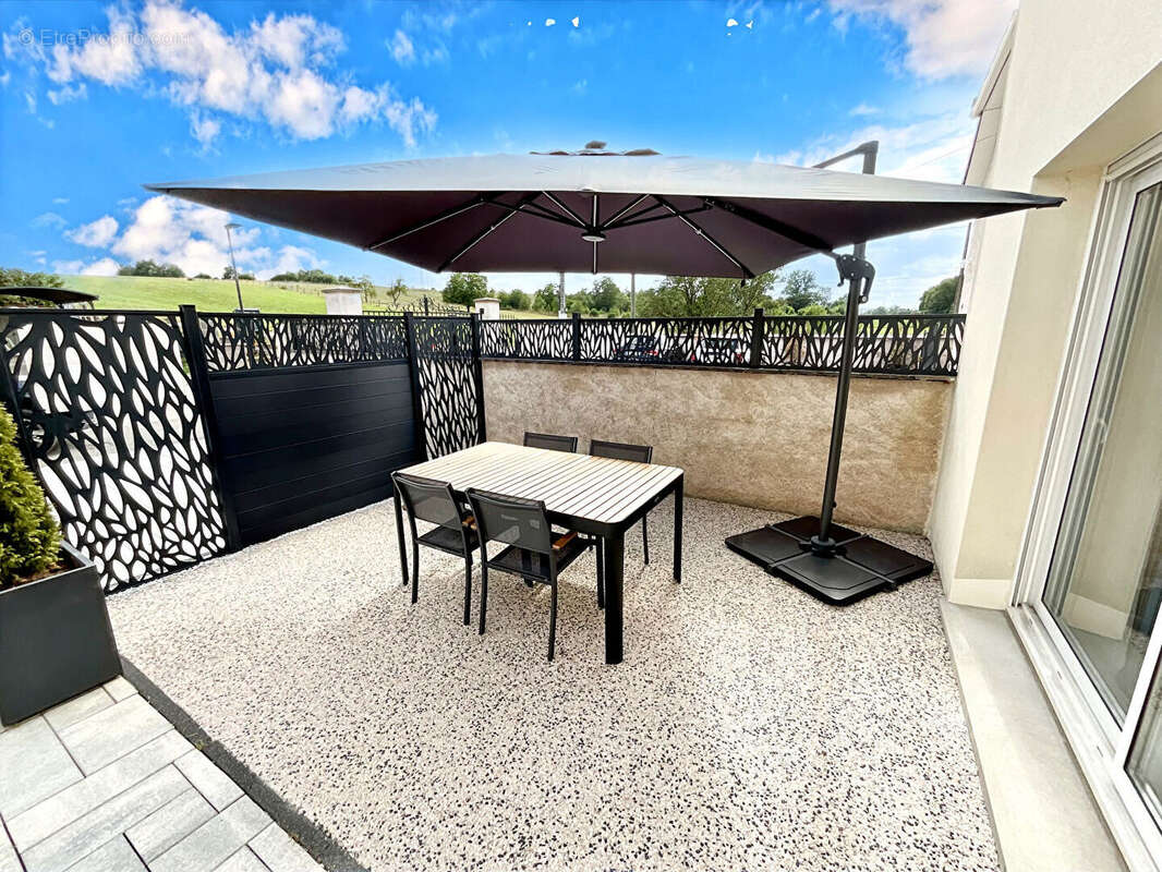 Maison à BAINVILLE-SUR-MADON