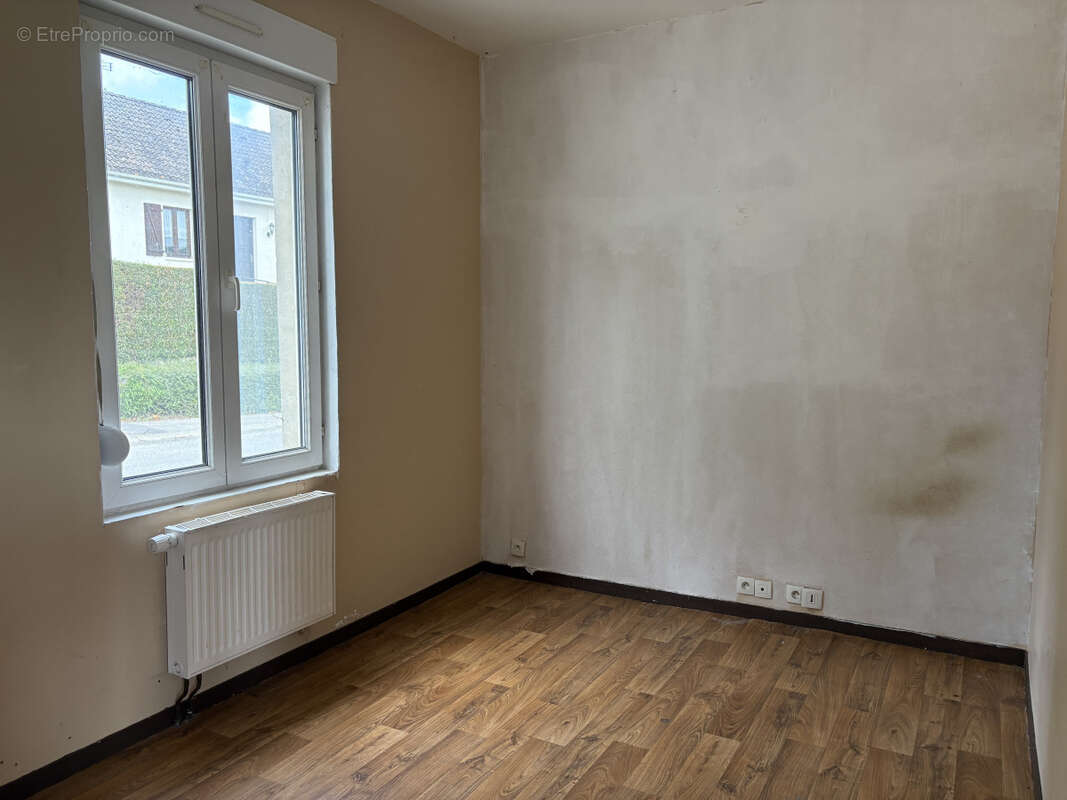 Maison à NESLE-NORMANDEUSE