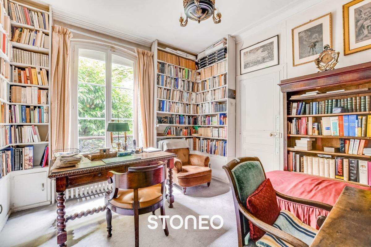 Maison à PARIS-16E